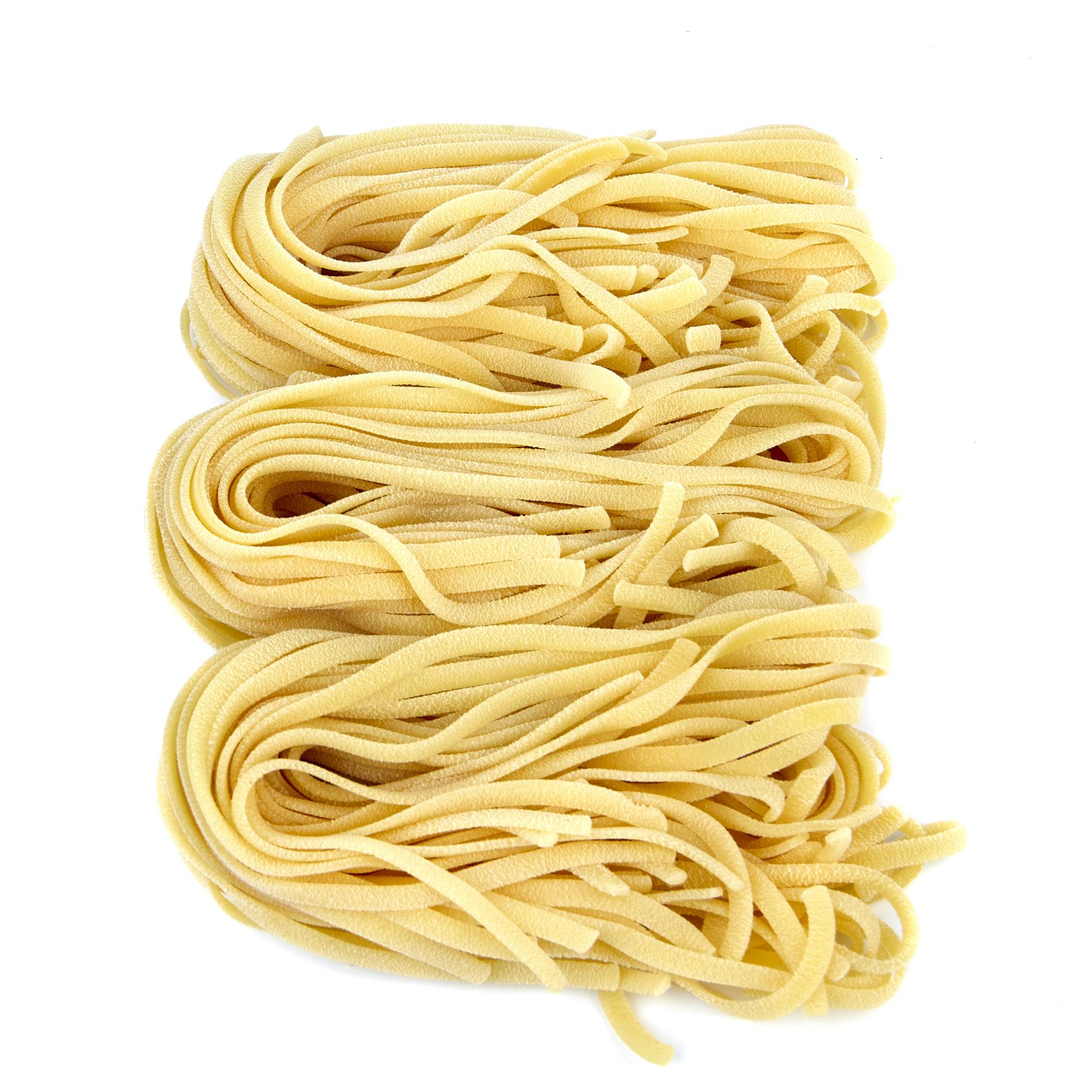 Tagliolini паста. Тальолини паста. Tagliolini. Таглиолини паста. Тальолини паста.